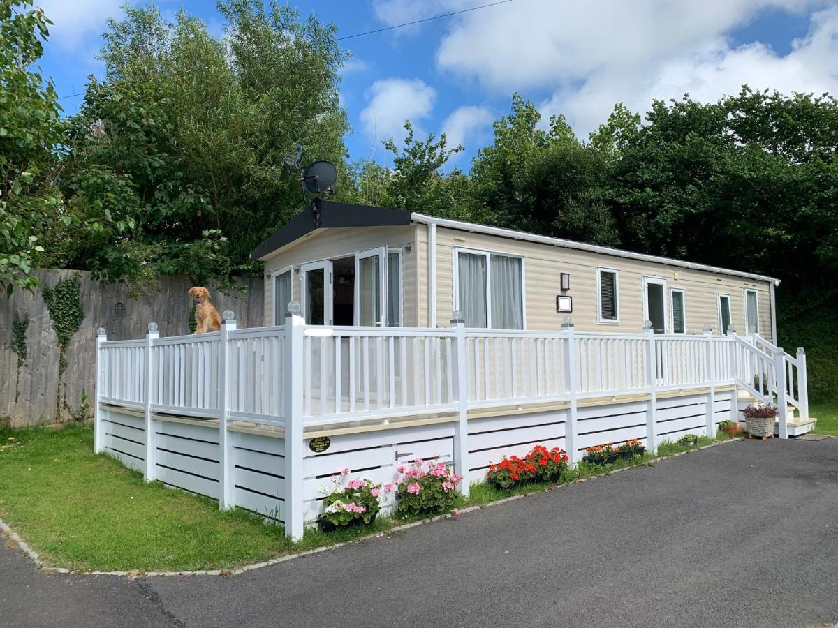 Mollys Retreat Pet Friendly Three Bed Caravan With Small Garden Newquay Bay Resort Quieter Area Of Park Kültér fotó
