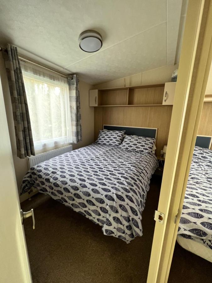 Mollys Retreat Pet Friendly Three Bed Caravan With Small Garden Newquay Bay Resort Quieter Area Of Park Kültér fotó